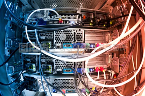 網(wǎng)絡(luò)服務(wù)器與云計(jì)算裝備技術(shù)服務(wù) 構(gòu)建數(shù)字化時(shí)代的核心基石